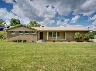 802 Sir Echo Dr, Kingsport, TN 37663