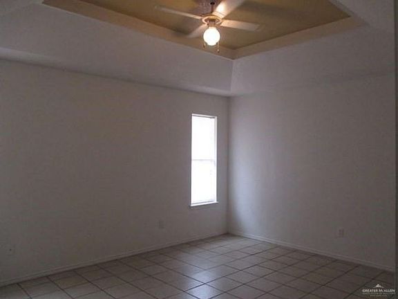 4th image of 607 Gastel Cir APT E
