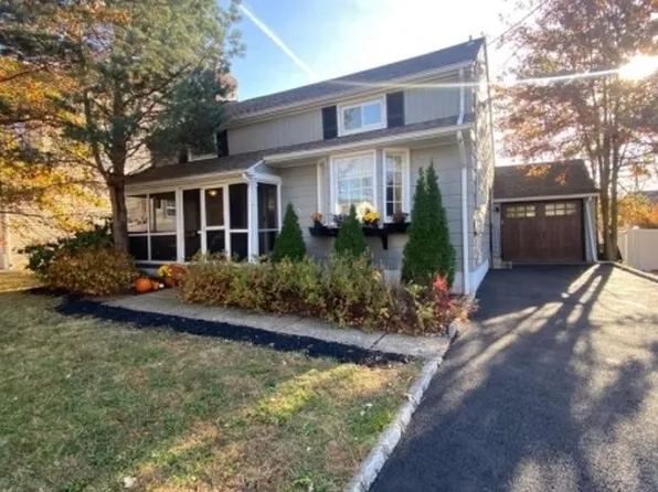 205 Delacy Dr, North Plainfield Boro, NJ 07060