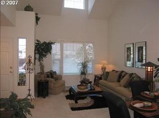 16090 SW Cameron Ct, Tigard, OR 97223