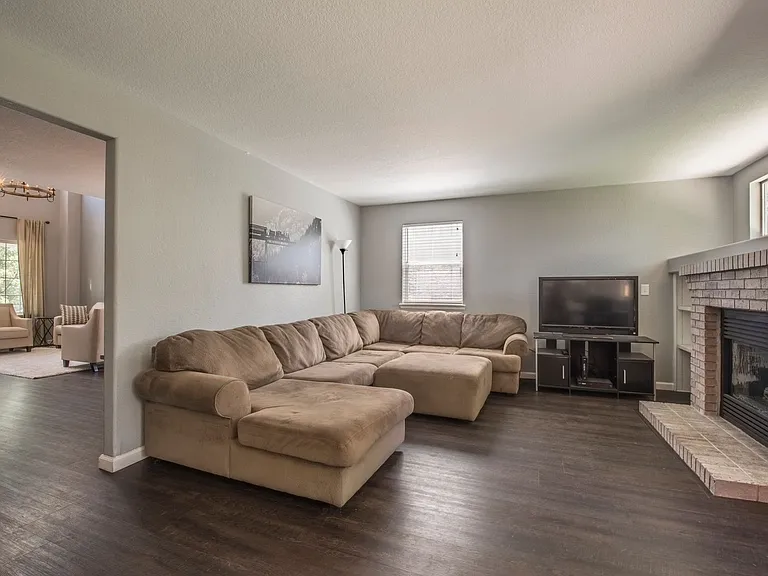 1275 S Boyero Ct — Photo 15