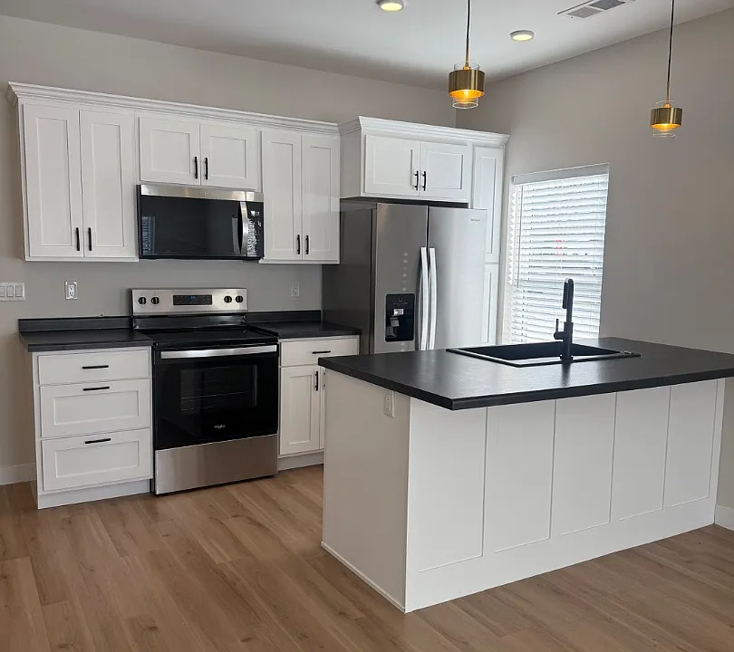2305 Avenue G #102