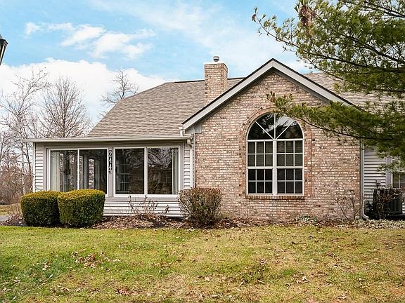 2nd image of 244 Villa Oaks Ln