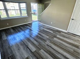 1580 Worthington Row Dr, Columbus, OH 43235