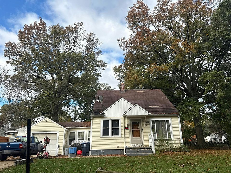 1st image of 726 Morningview Ave