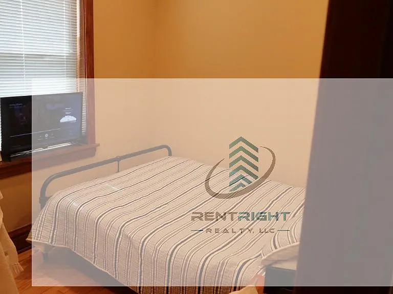 1353 N Ashland Ave #3F — Photo 6
