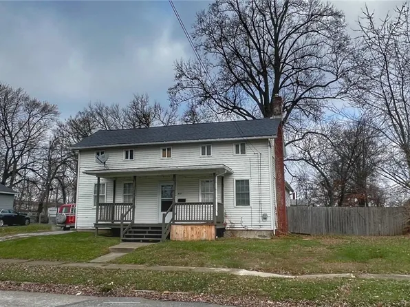 817 4th St NE, Canton, OH 44704