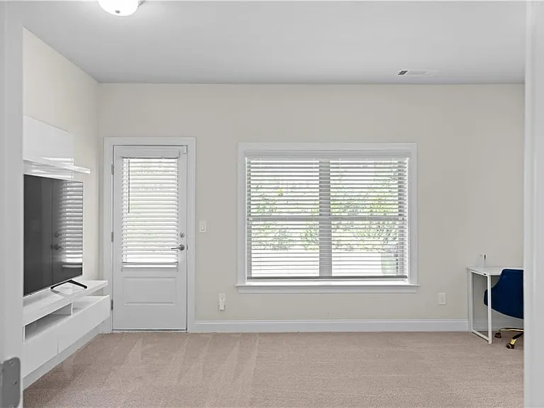 2042 Violet Ln — Photo 54