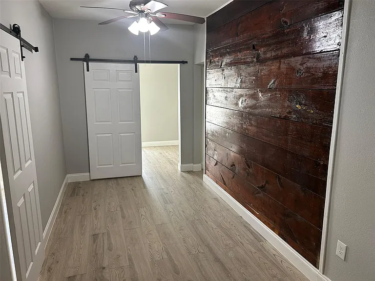 5105 Sherman St #3 — Photo 4