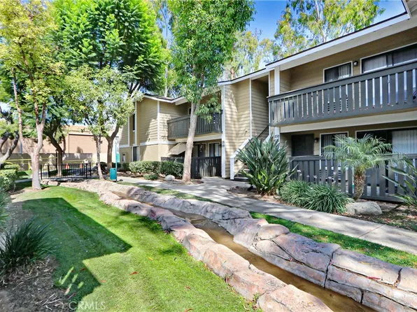 3535 Banbury Dr APT 84, Riverside, CA 92505