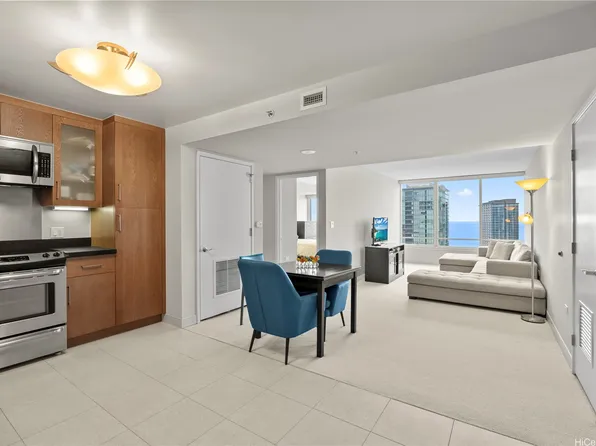 1009 Kapiolani Blvd APT 4206, Honolulu, HI 96814
