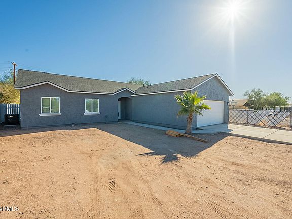 2nd image of 993 S LAWSON Drive