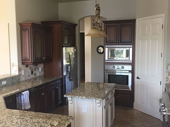 5th image of 2472 Heritage Green Ave