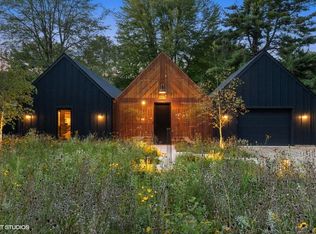 9617 Union Pier Rd, Union Pier, MI 49129