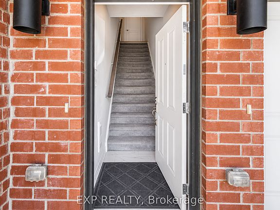 5th image of 25 Isherwood Ave #23