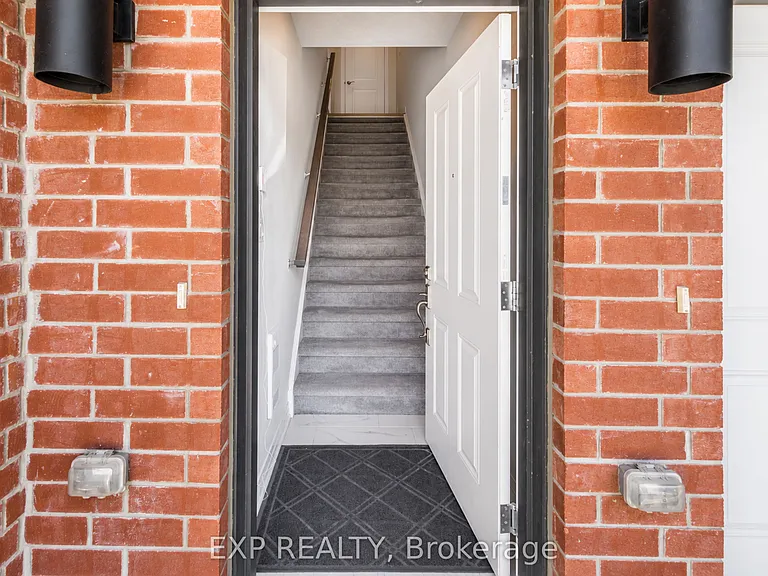 25 Isherwood Ave #23 — Photo 6