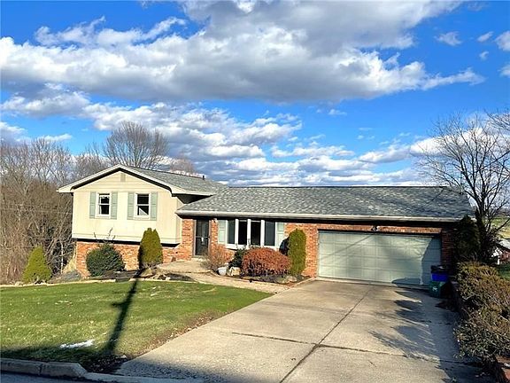 2nd image of 133 Franklin Dr