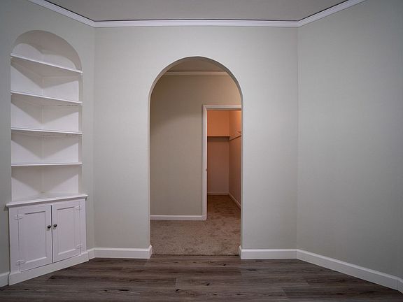 3rd image of 1440 Floribunda Ave APT 201