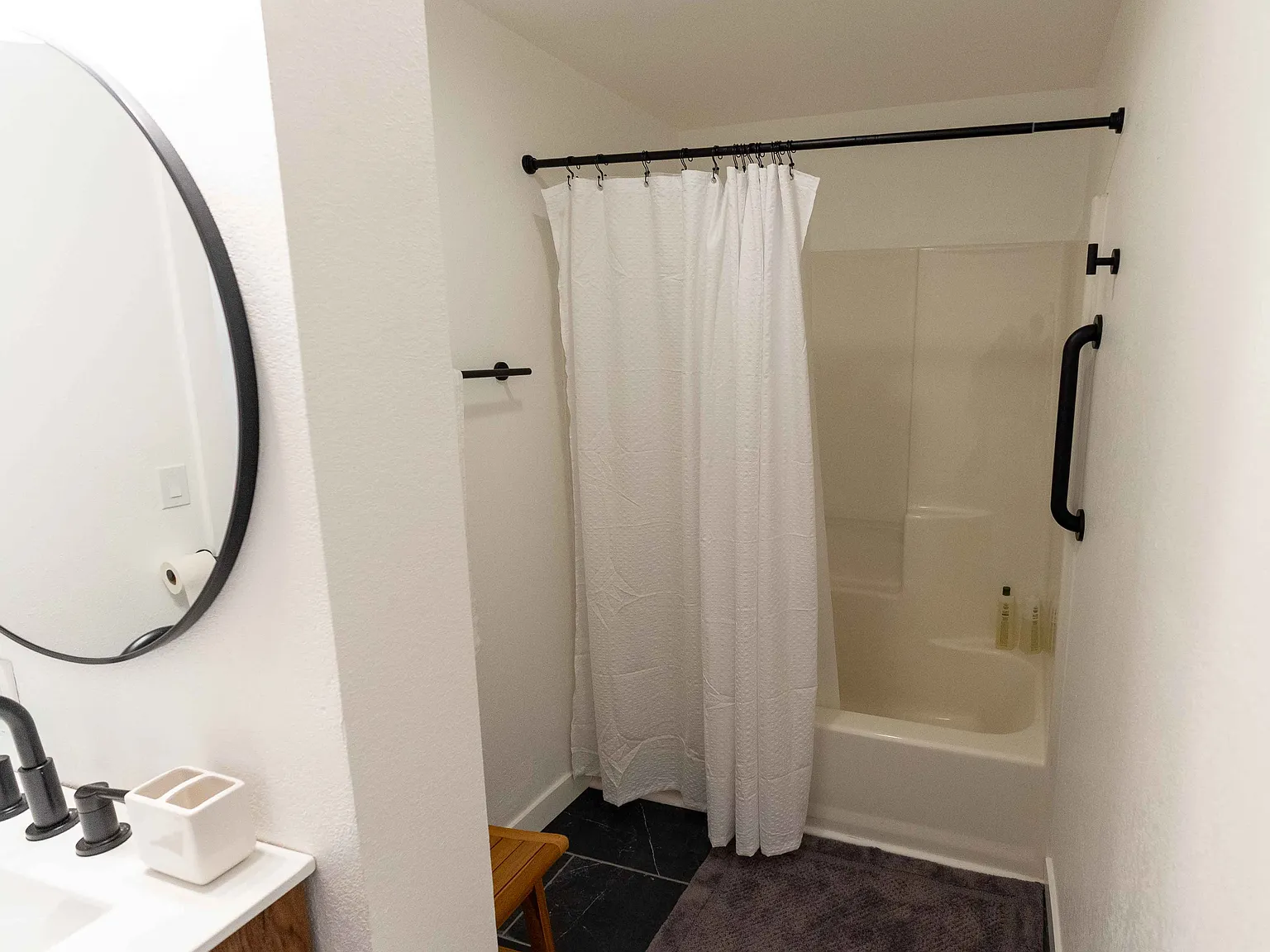 1511 Edwards St — Photo 3