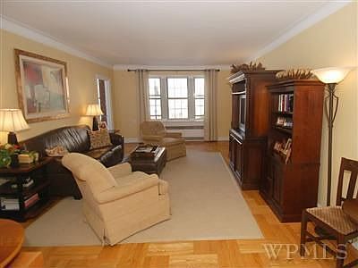 1st image of 21 N Chatsworth Ave APT 2A