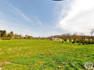 392 Willow Rd, Springfield, OH 45502