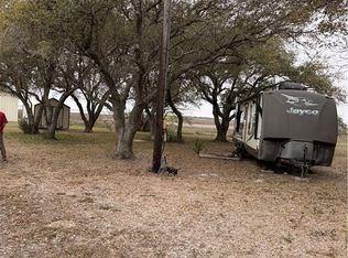 14 Pelican Point, Port Lavaca, TX 77979