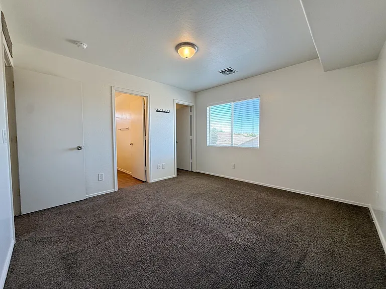 6036 W Wood St — Photo 22
