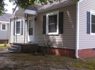 209 Penn Pl, Greensboro, NC 27405