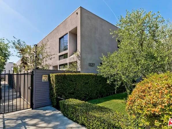 1327 Havenhurst Dr APT 10, West Hollywood, CA 90046