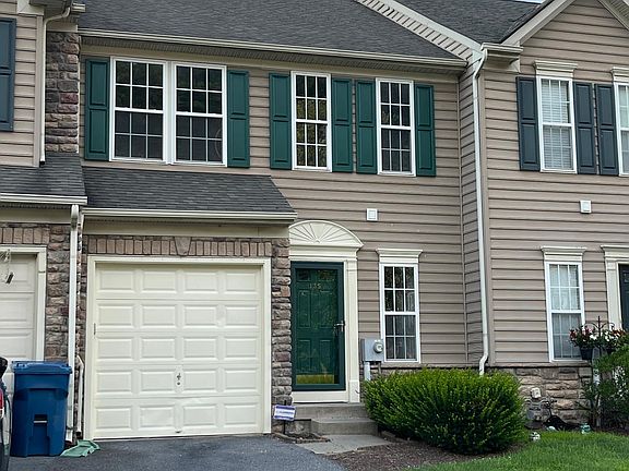 2nd image of 135 Knollwood Dr