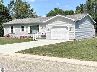 410 Brown St, Saint Louis, MI 48880