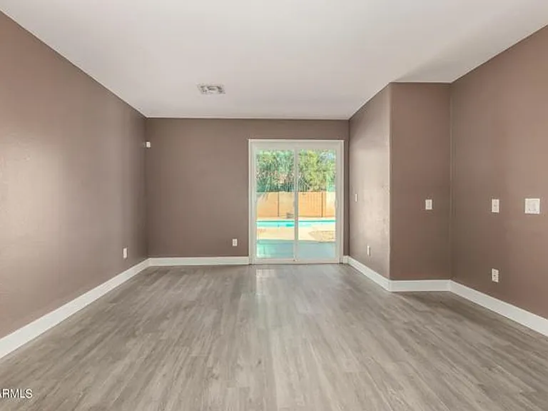 875 N Ithica Ct — Photo 20