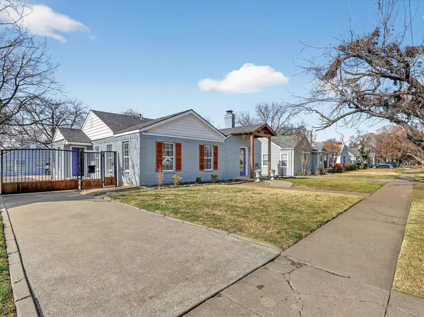 3620 Stadium Dr, Fort Worth, TX 76109