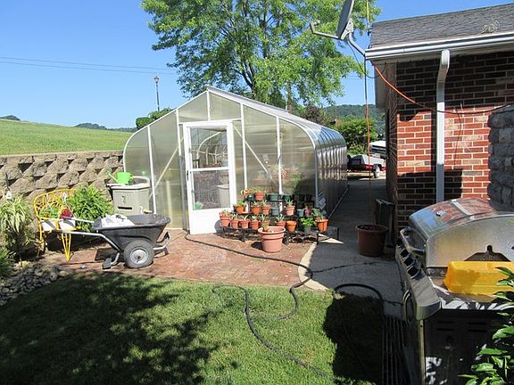 2nd image of 1134 Thelma Dr
