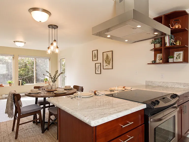 Minor Tower Apartments - Located in Eastlake — Photo 5