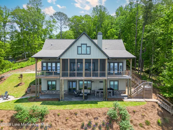 235 Oak Hl, Jacksons Gap, AL 36861