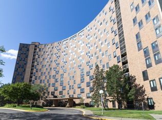 1181 Edgcumbe Rd APT 406, Saint Paul, MN 55105