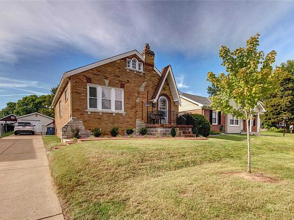 3rd image of 9327 Althea Ave