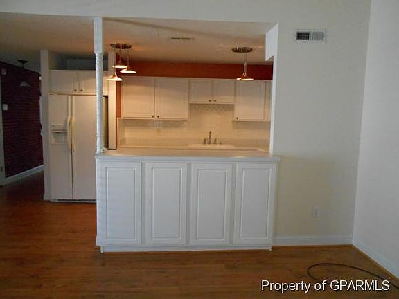 3rd image of 3425 Westgate Dr