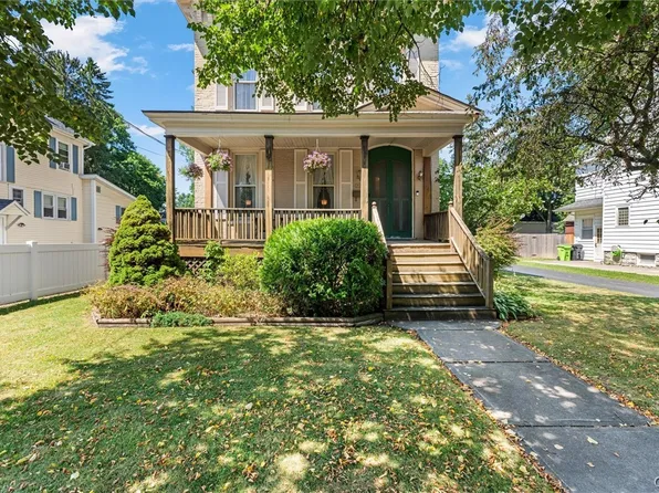 222 W Walnut St, Oneida, NY 13421