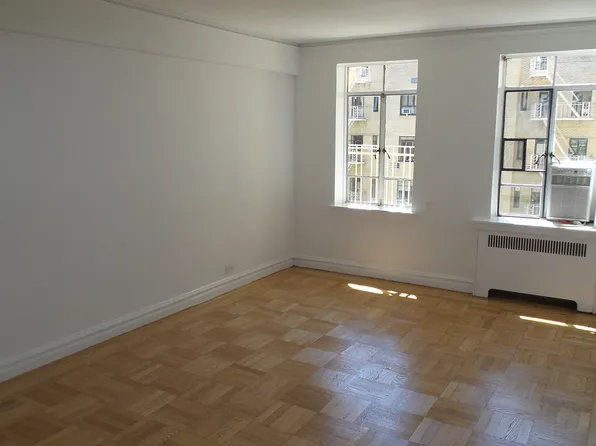 250 W 24th St APT 5DW, New York, NY 10011