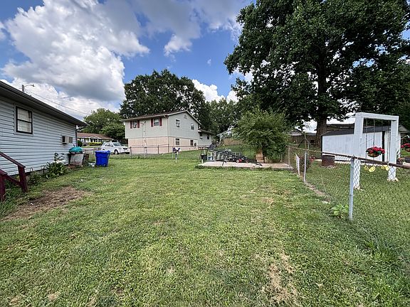 4th image of 7729 Temple Acres Dr