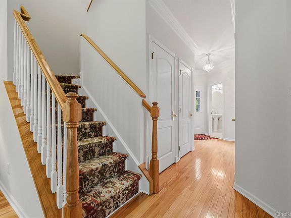 5th image of 731 Huntington Drive