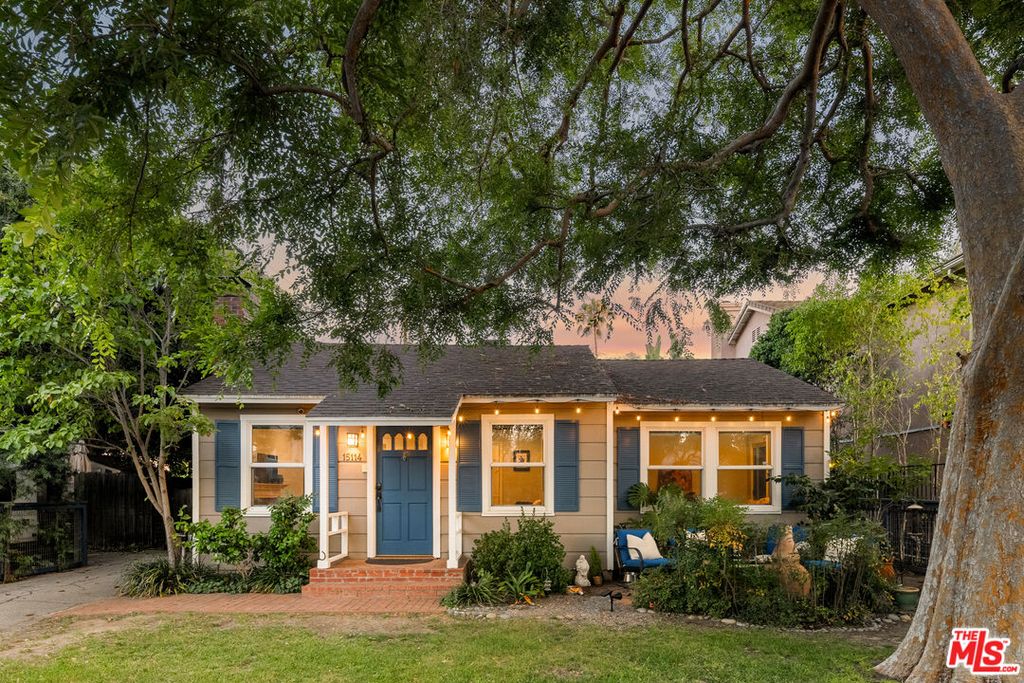 15114 Hesby St, Sherman Oaks, CA 91403 | MLS #26840373 | Zillow