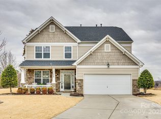 4376 Foxfield Ct, Harrisburg, NC 28075