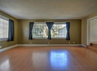 3524 Memorial Blvd, Kingsport, TN 37664