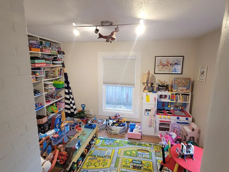 609 Stanton Ave — Photo 10