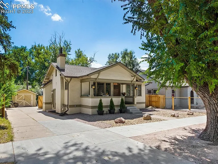 1609 E Platte Ave — Photo 1