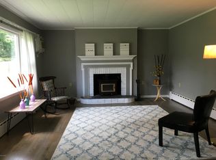 165 Foster Hill Rd, Milford, PA 18337