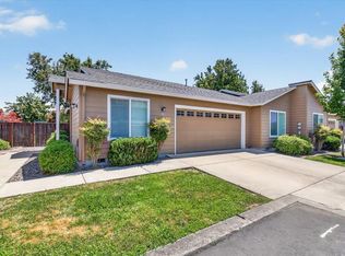 308 Live Oak Loop, Central Pt, OR 97502